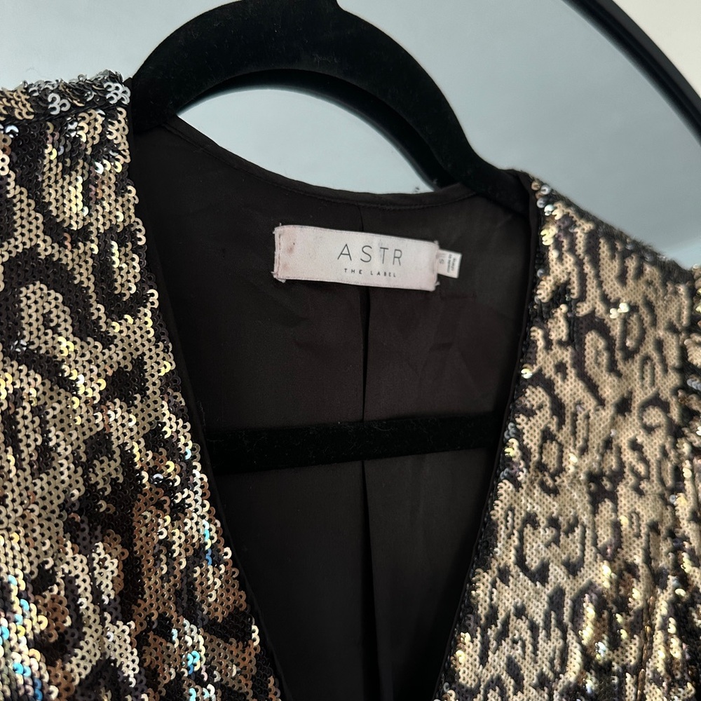 Astr Metallic Leopard Print Robe - Picture 4 of 4